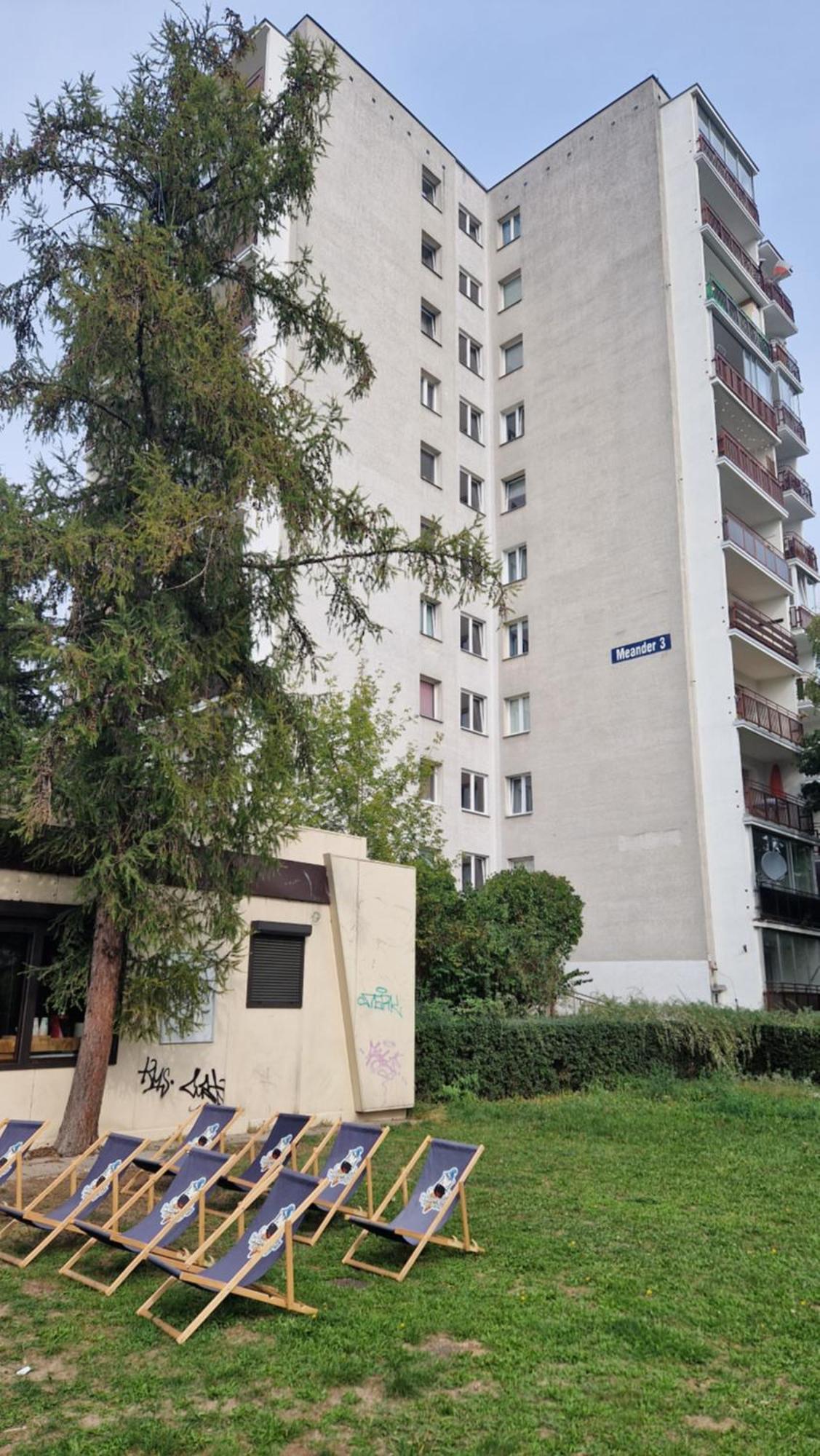 Meander Natolin Pokoje Blisko Metra Hostel Warsaw Exterior photo